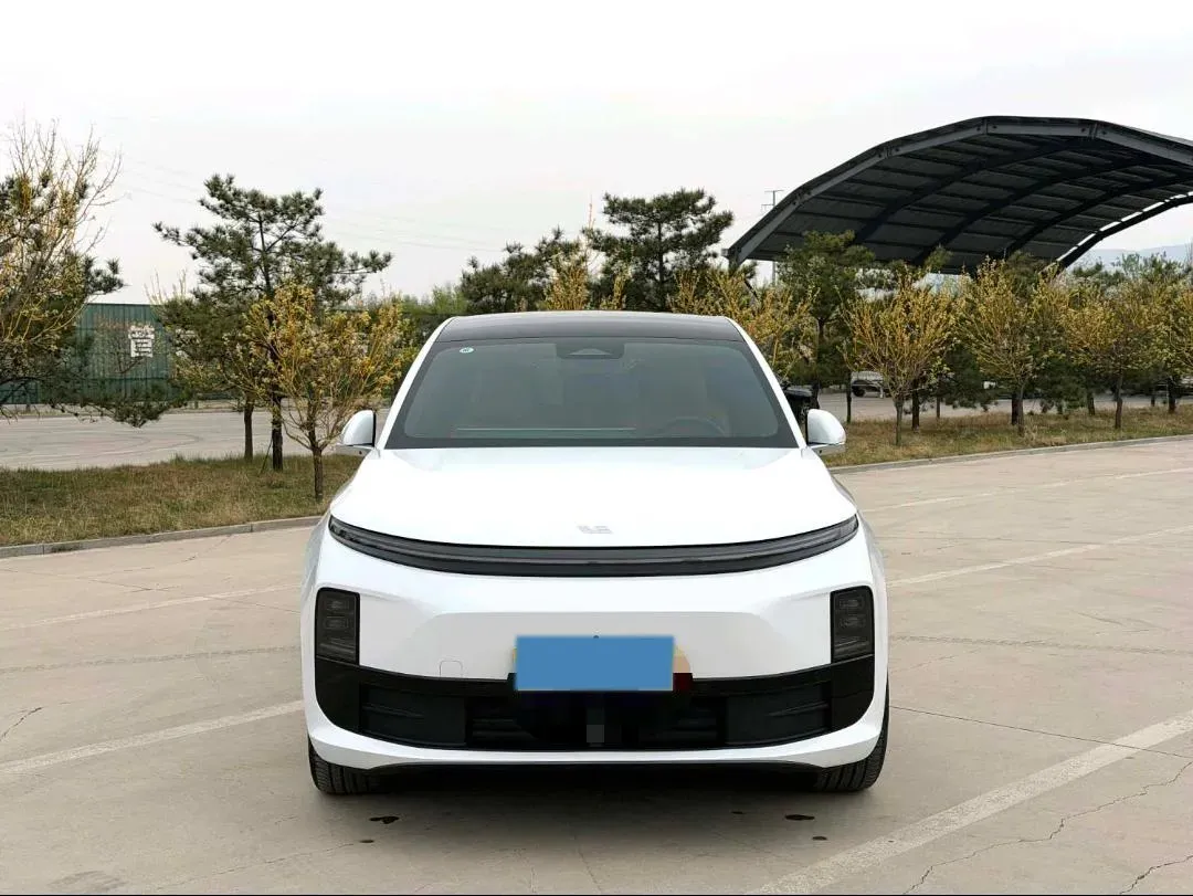 2024 Li L6 Range Extended 154HP L4 REEV 36.8KWH,autocango,china used car exporter,china ev exporter,chinese used car exporter,chinese used ev exporter