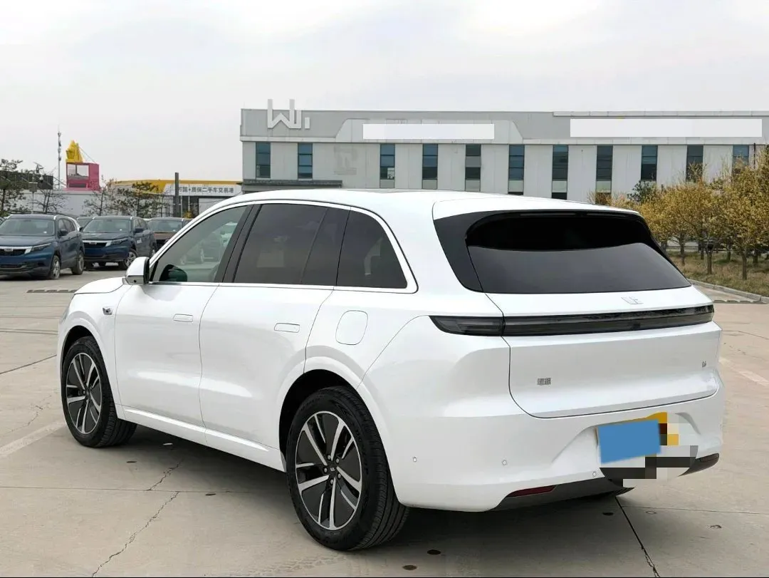 2024 Li L6 Range Extended 154HP L4 REEV 36.8KWH,autocango,china used car exporter,china ev exporter,chinese used car exporter,chinese used ev exporter