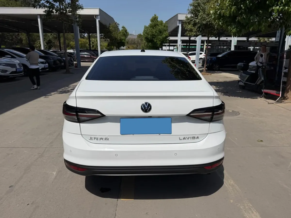 2023 Volkswagen Lavida 1.5L 110HP L4 6AT,autocango,china used car exporter,china ev exporter,chinese used car exporter,chinese used ev exporter