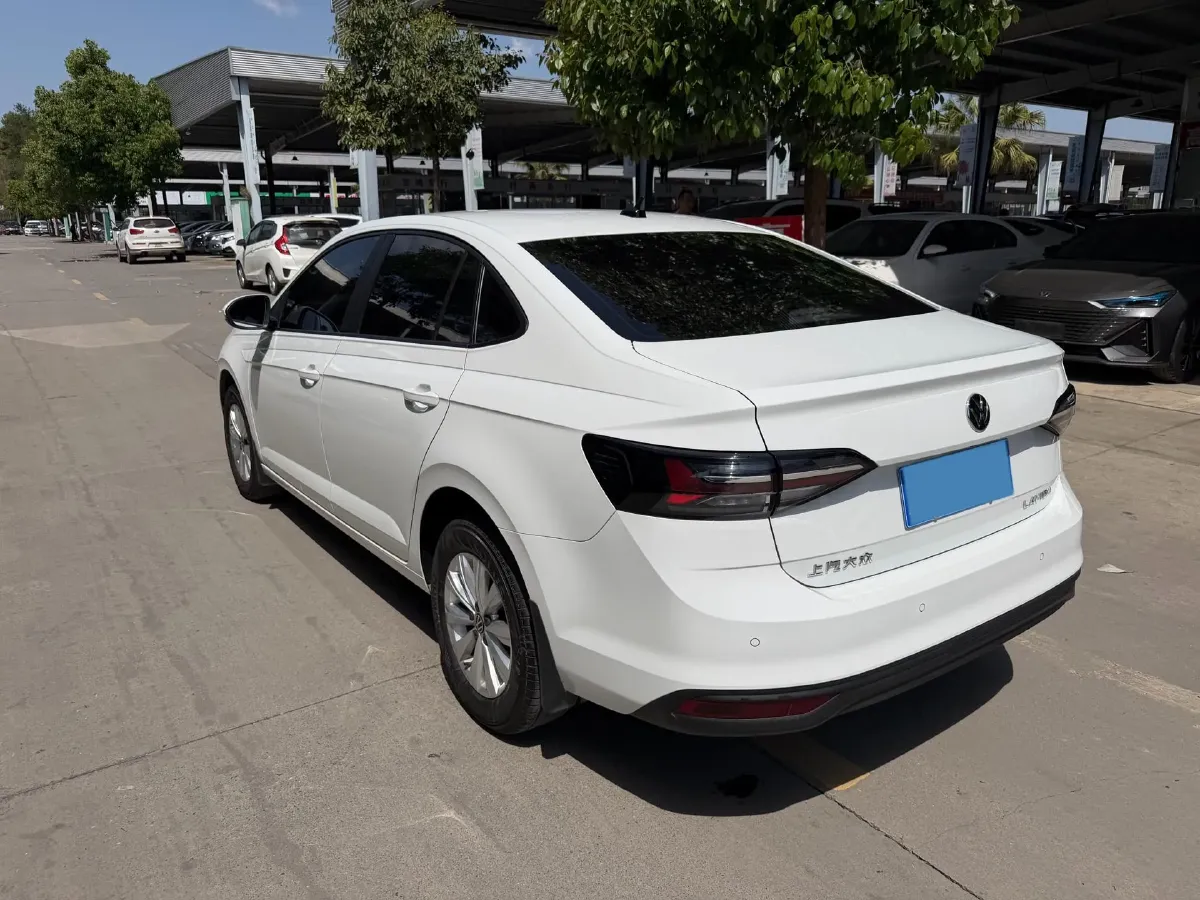 2023 Volkswagen Lavida 1.5L 110HP L4 6AT,autocango,china used car exporter,china ev exporter,chinese used car exporter,chinese used ev exporter