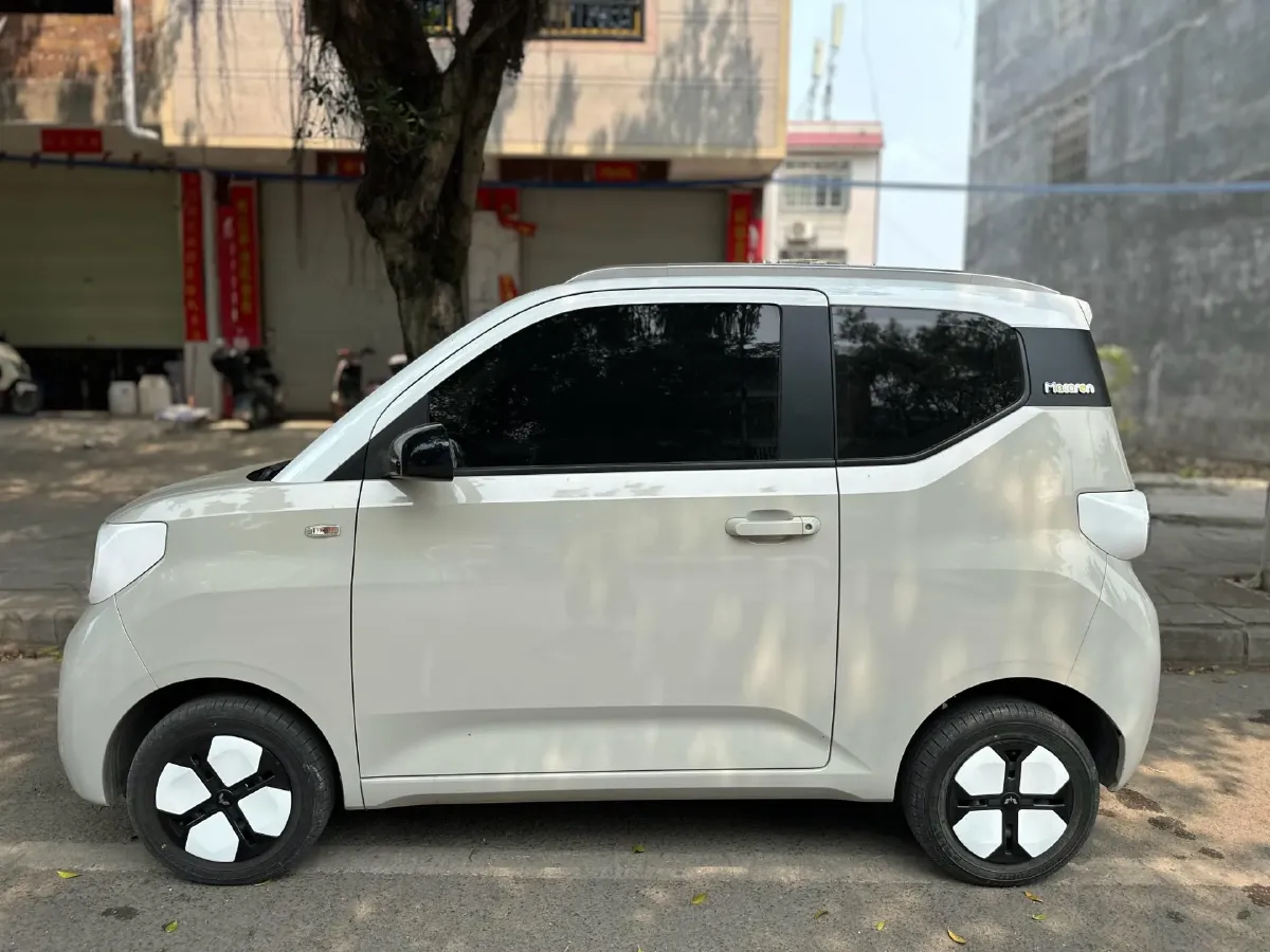 2024 WuLing HongGuang MINI EV BEV 17.3KWH,autocango,china used car exporter,china ev exporter,chinese used car exporter,chinese used ev exporter
