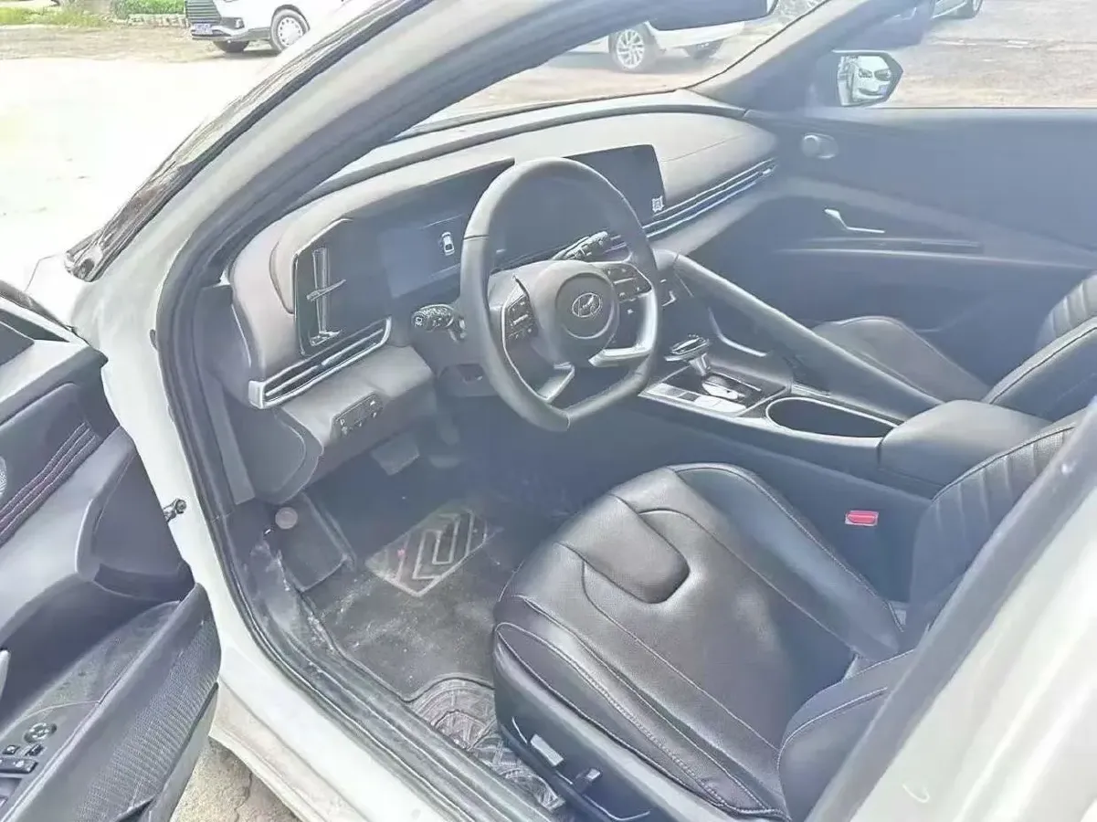 2022 Hyundai Elantra 1.5L 115HP L4 CVT,autocango,china used car exporter,china ev exporter,chinese used car exporter,chinese used ev exporter
