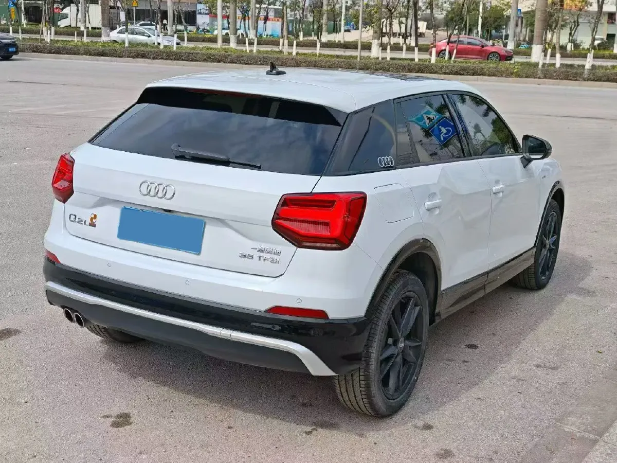 2021 Audi Q2L 1.4T 150HP L4 7DCT,autocango,china used car exporter,china ev exporter,chinese used car exporter,chinese used ev exporter