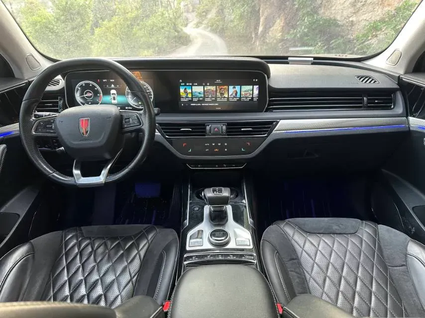 2019 HongQi HS5 2.0T 224HP L4 6AT,autocango,china used car exporter,china ev exporter,chinese used car exporter,chinese used ev exporter