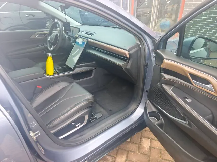 2022 Chevrolet Menlo BEV 61.1KWH,autocango,china used car exporter,china ev exporter,chinese used car exporter,chinese used ev exporter