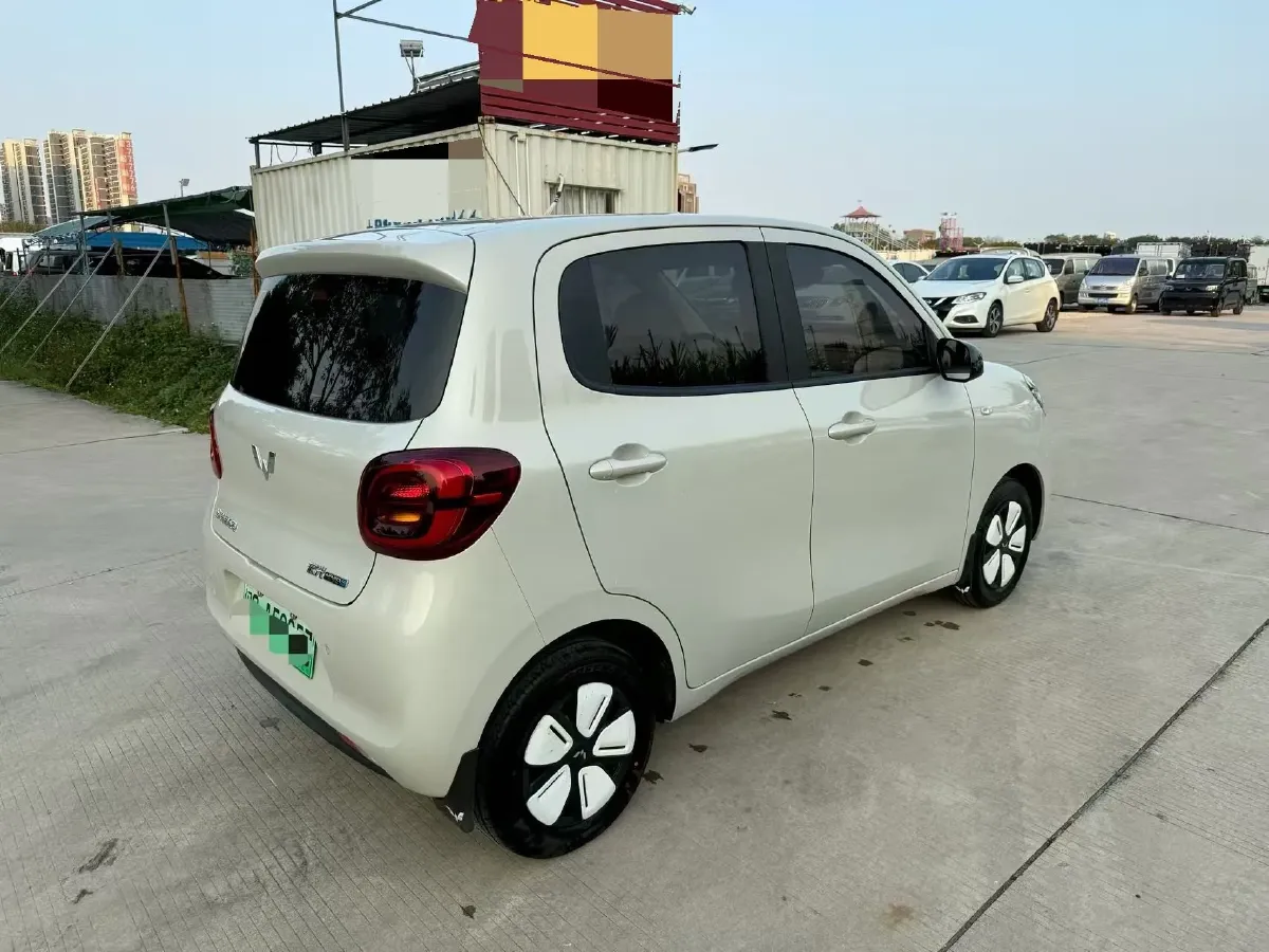 2025 WuLing HongGuang MINI EV BEV 16.2KWH,autocango,china used car exporter,china ev exporter,chinese used car exporter,chinese used ev exporter