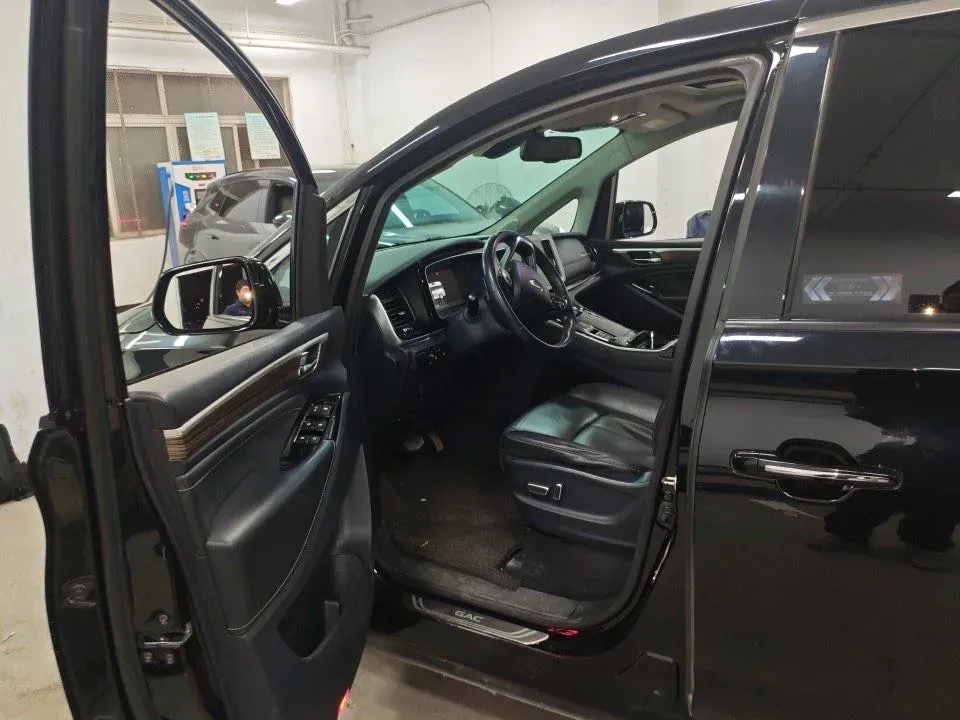 2021 GAC Trumpchi M8 2.0T 252HP L4 8AT,autocango,china used car exporter,china ev exporter,chinese used car exporter,chinese used ev exporter