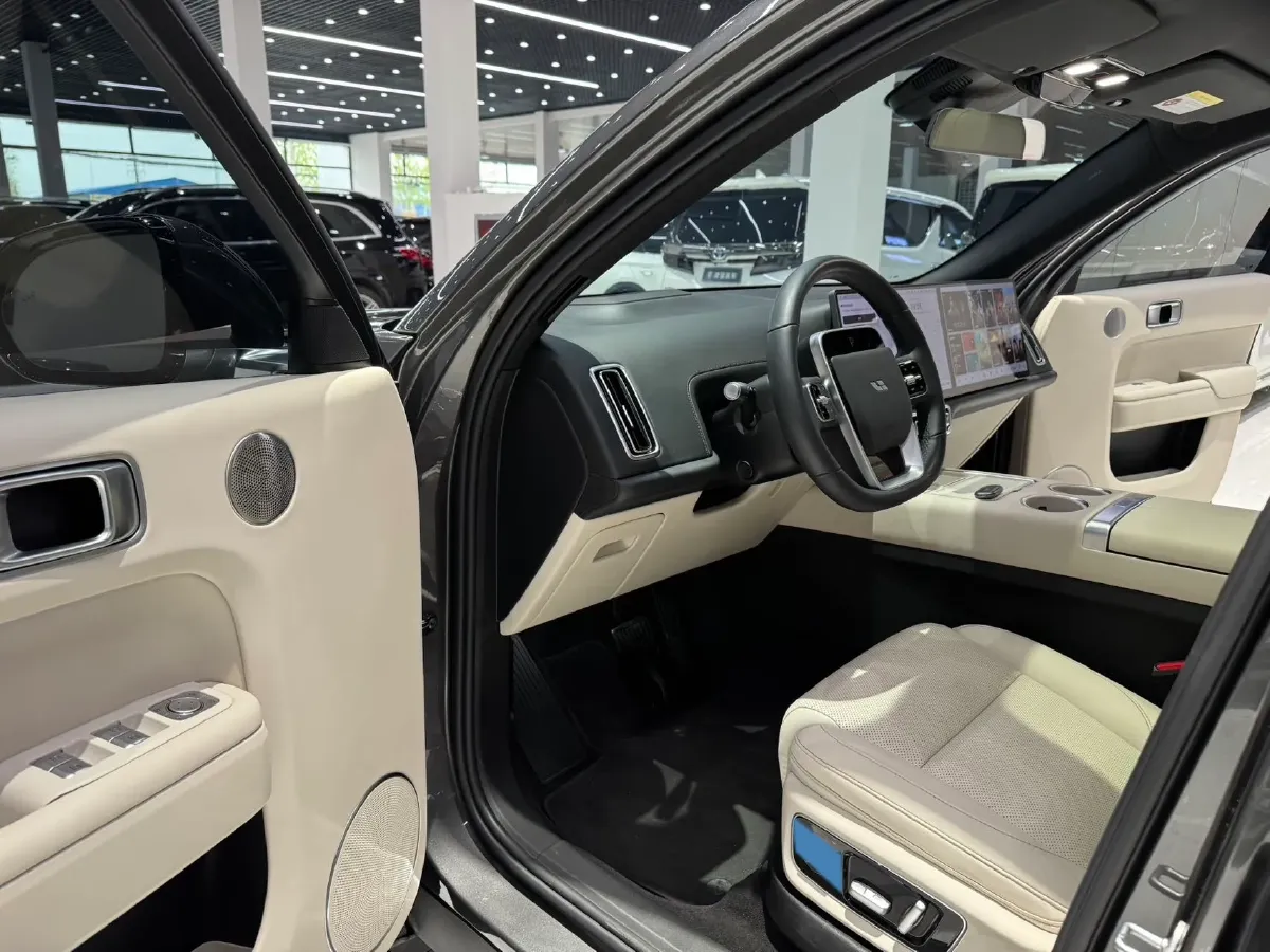 2023 Li L7 Range Extended 154HP REEV 40.9KWH,autocango,china used car exporter,china ev exporter,chinese used car exporter,chinese used ev exporter