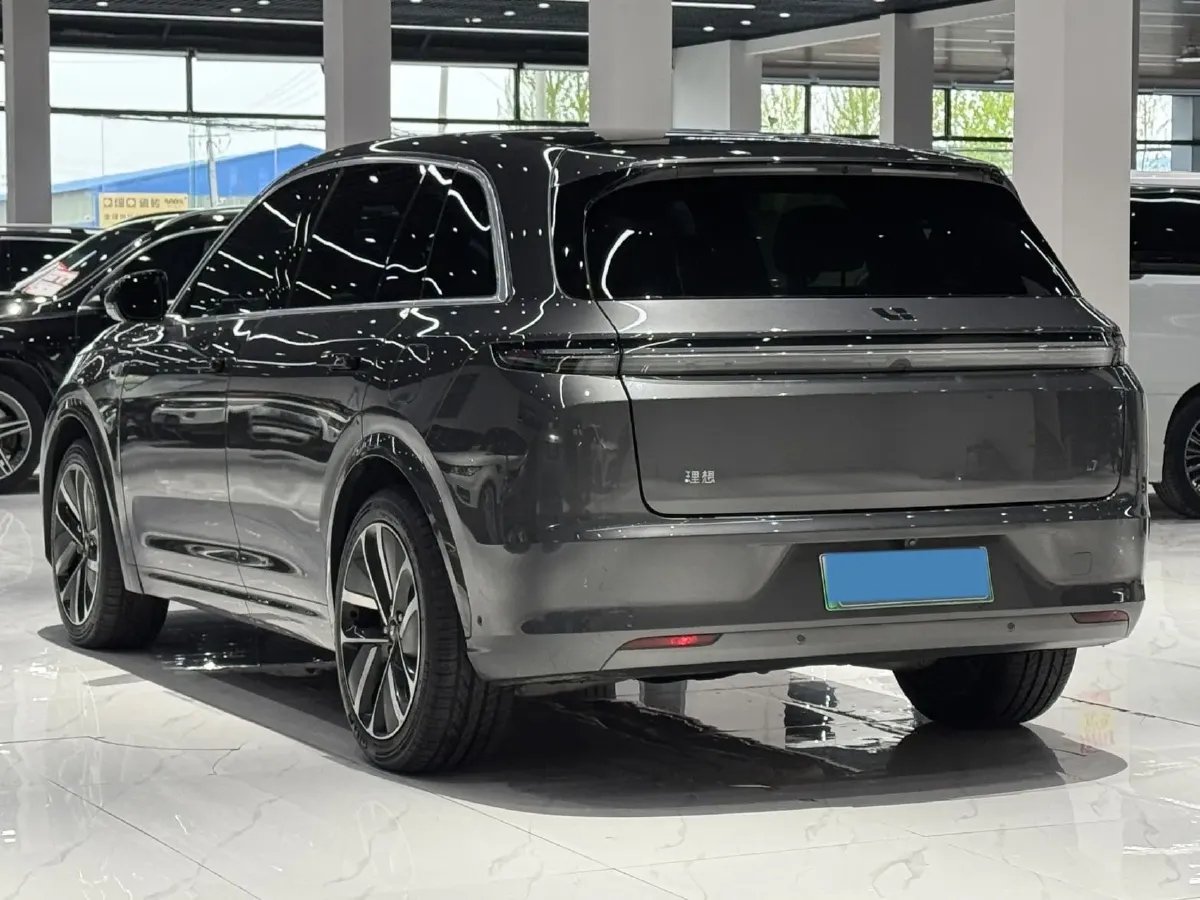 2023 Li L7 Range Extended 154HP REEV 40.9KWH,autocango,china used car exporter,china ev exporter,chinese used car exporter,chinese used ev exporter
