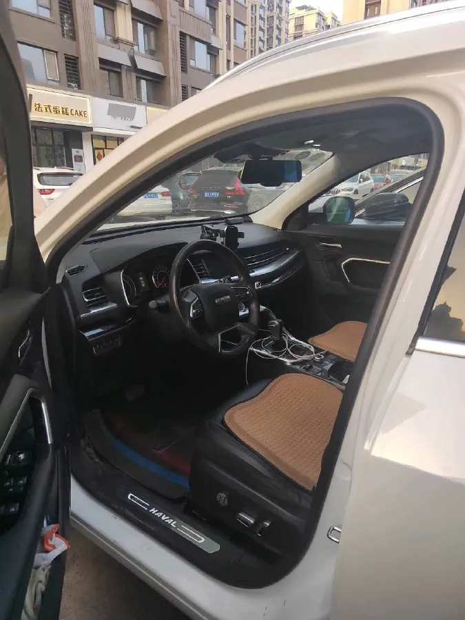 2018 Haval H6 1.5T 169HP L4 7DCT,autocango,china used car exporter,china ev exporter,chinese used car exporter,chinese used ev exporter