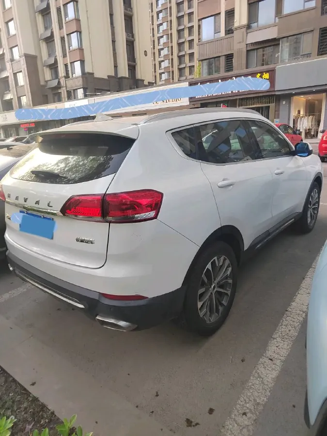 2018 Haval H6 1.5T 169HP L4 7DCT,autocango,china used car exporter,china ev exporter,chinese used car exporter,chinese used ev exporter