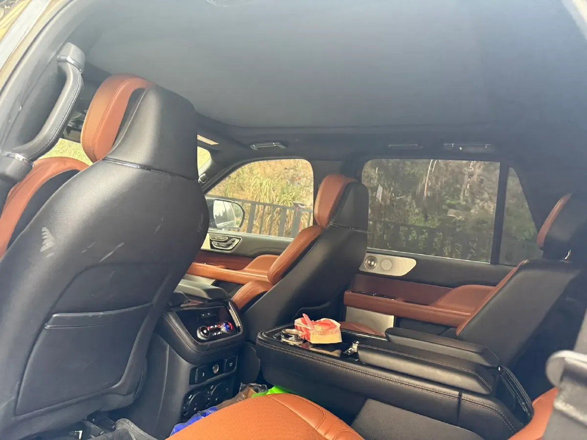 2020 Lincoln Navigator 3.5T 388HP V6 10AT,autocango,china used car exporter,china ev exporter,chinese used car exporter,chinese used ev exporter