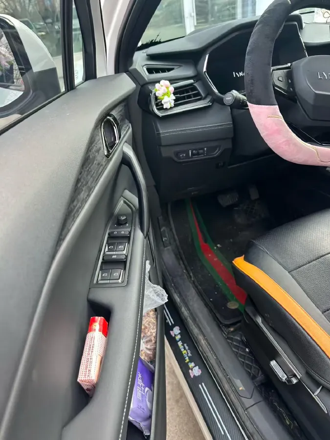 2023 LYNK&CO 06 1.5T 181HP L4 7DCT,autocango,china used car exporter,china ev exporter,chinese used car exporter,chinese used ev exporter