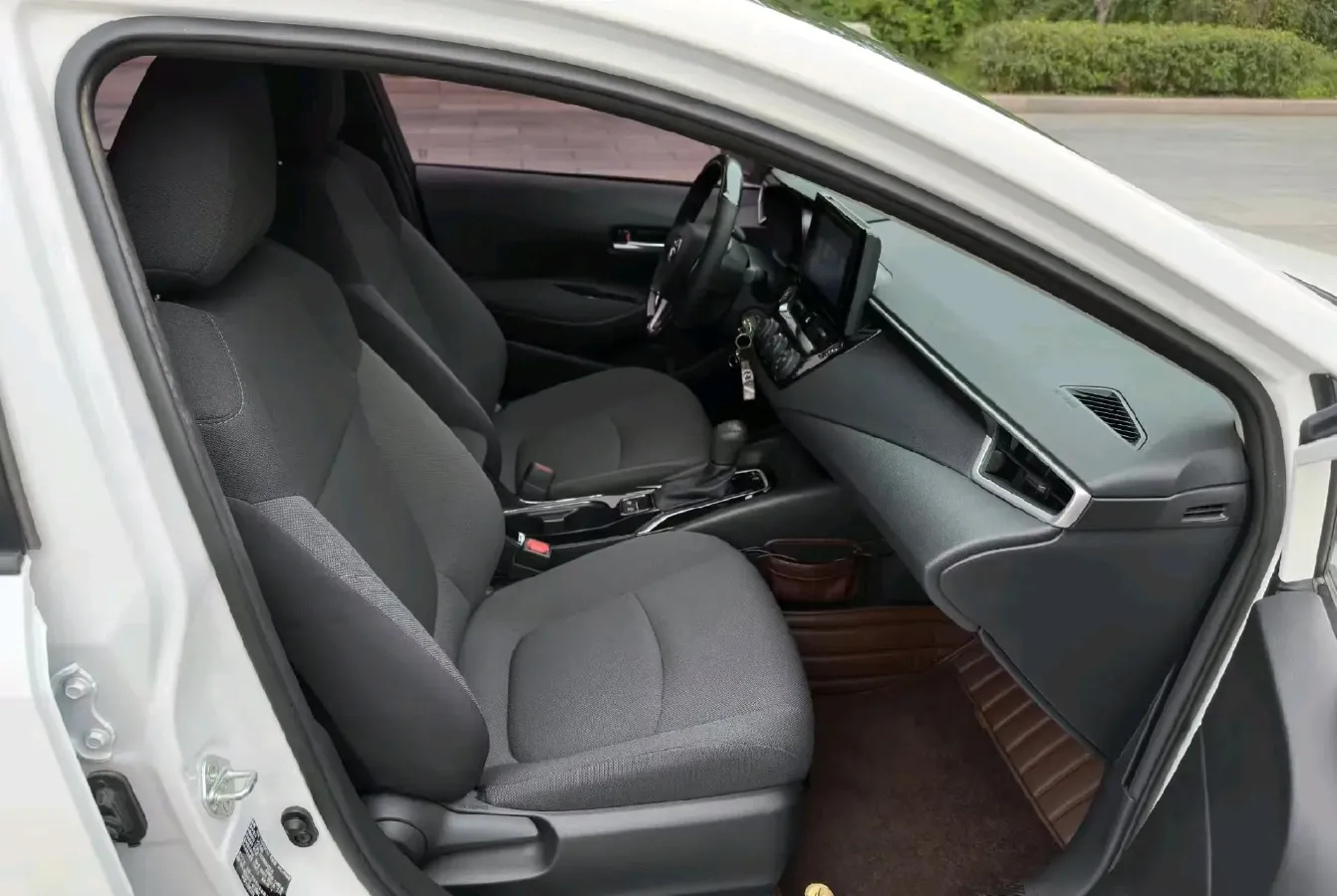 2021 Toyota Corolla 1.2T 116HP L4 CVT,autocango,china used car exporter,china ev exporter,chinese used car exporter,chinese used ev exporter