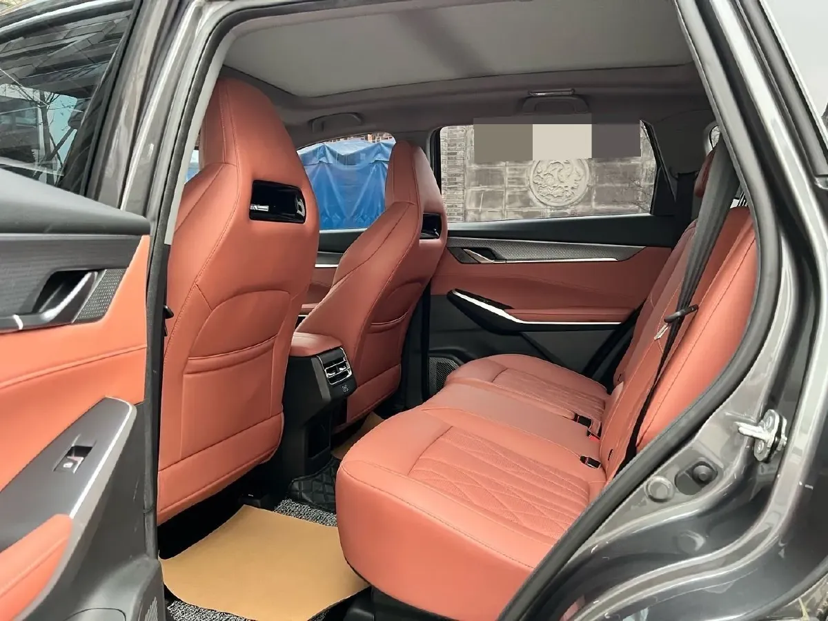 2024 ChangAn CS75 Plus 1.5T 188HP L4 8AT,autocango,china used car exporter,china ev exporter,chinese used car exporter,chinese used ev exporter