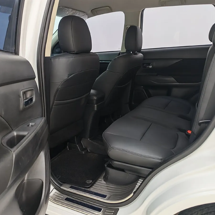 2021 Mitsubishi Outlander 2.0L 166HP L4 CVT,autocango,china used car exporter,china ev exporter,chinese used car exporter,chinese used ev exporter