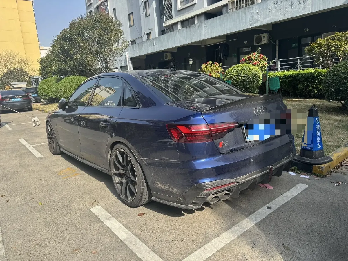 2022 Audi S4 3.0T 354HP V6 8AT,autocango,china used car exporter,china ev exporter,chinese used car exporter,chinese used ev exporter