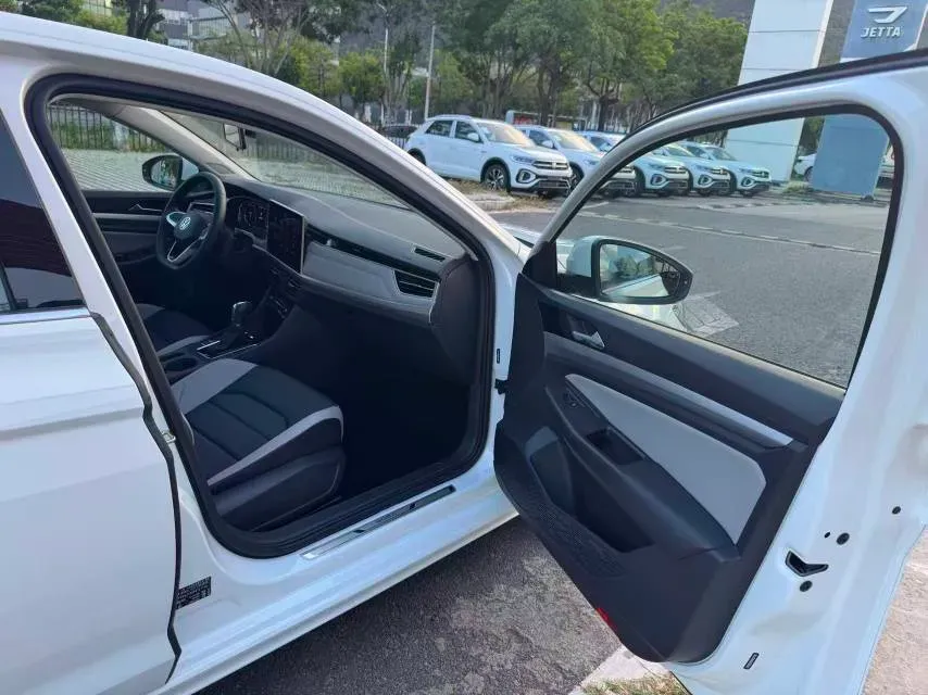 2023 Volkswagen Bora 1.5T 160HP L4 7DCT,autocango,china used car exporter,china ev exporter,chinese used car exporter,chinese used ev exporter