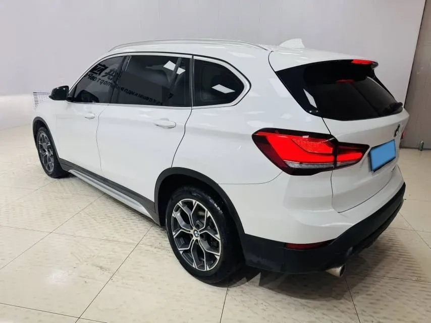 2022 BMW X1 1.5T 140HP L3 7DCT,autocango,china used car exporter,china ev exporter,chinese used car exporter,chinese used ev exporter