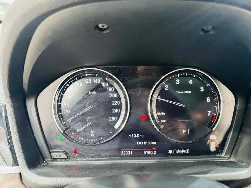 2022 BMW X1 1.5T 140HP L3 7DCT,autocango,china used car exporter,china ev exporter,chinese used car exporter,chinese used ev exporter