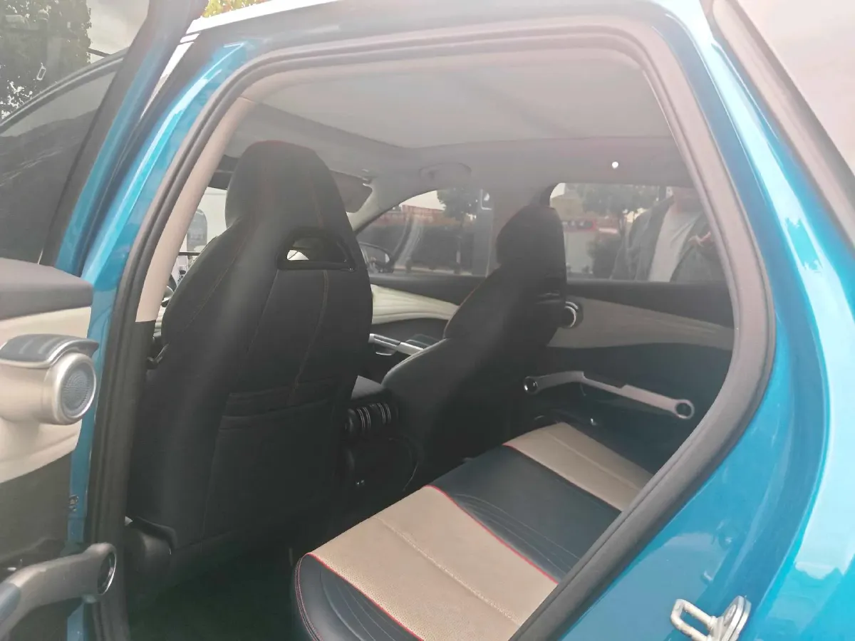 2022 Foton Grand General G7 2.0T 238HP L4 8AT,autocango,china used car exporter,china ev exporter,chinese used car exporter,chinese used ev exporter