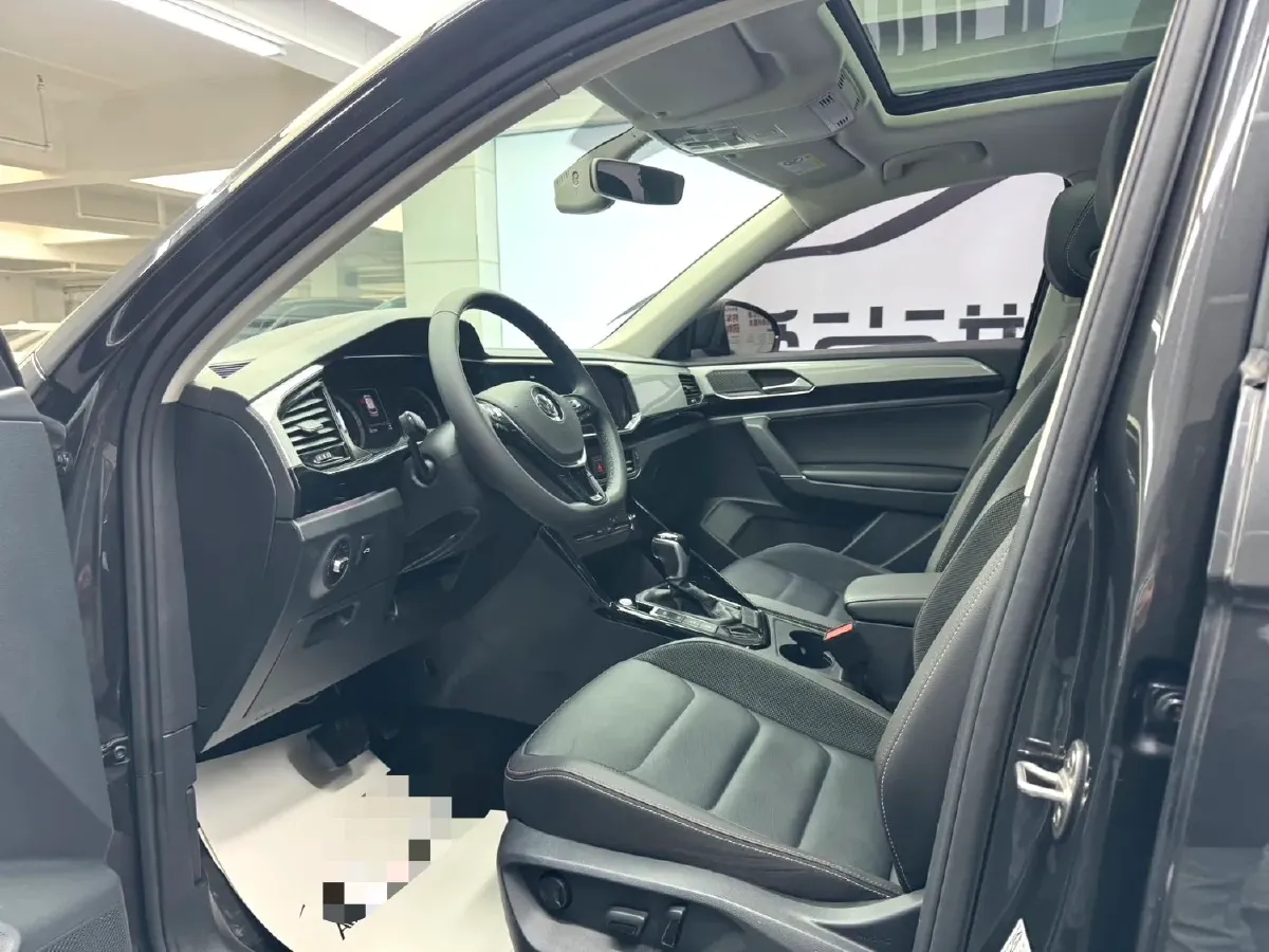 2020 Volkswagen Tayron 2.0T 186HP L4 7DCT,autocango,china used car exporter,china ev exporter,chinese used car exporter,chinese used ev exporter