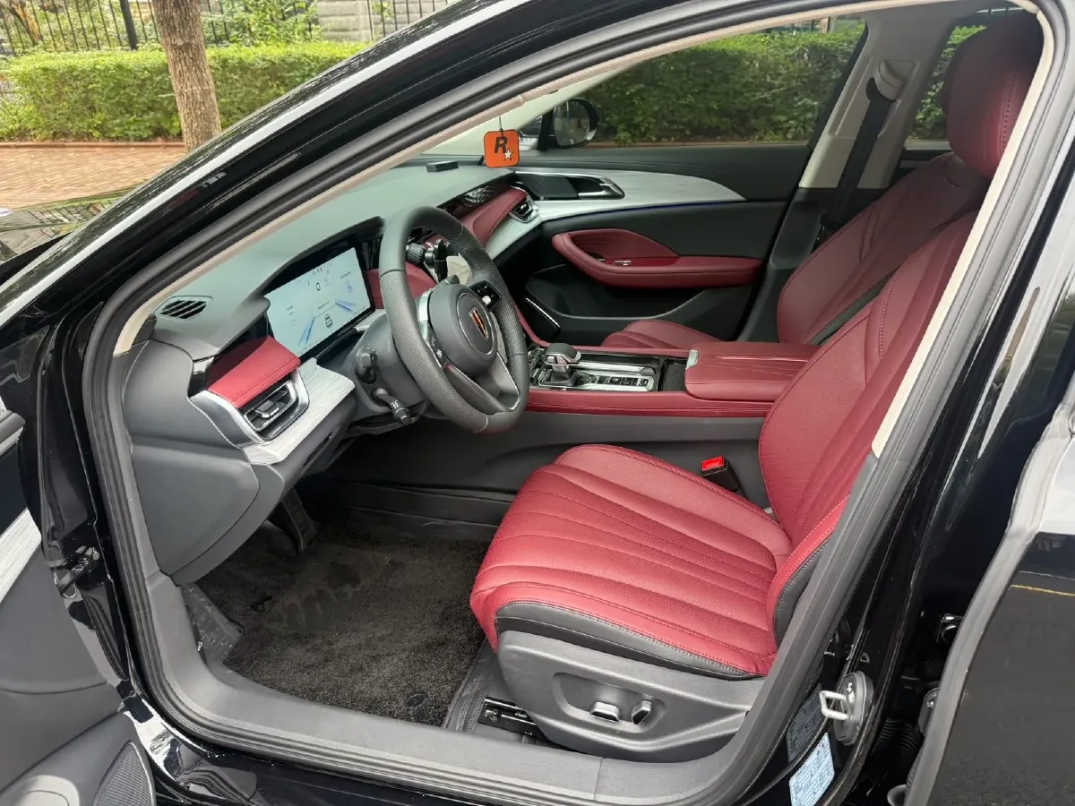 2023 HongQi H5 1.5T 169HP L4 7DCT,autocango,china used car exporter,china ev exporter,chinese used car exporter,chinese used ev exporter