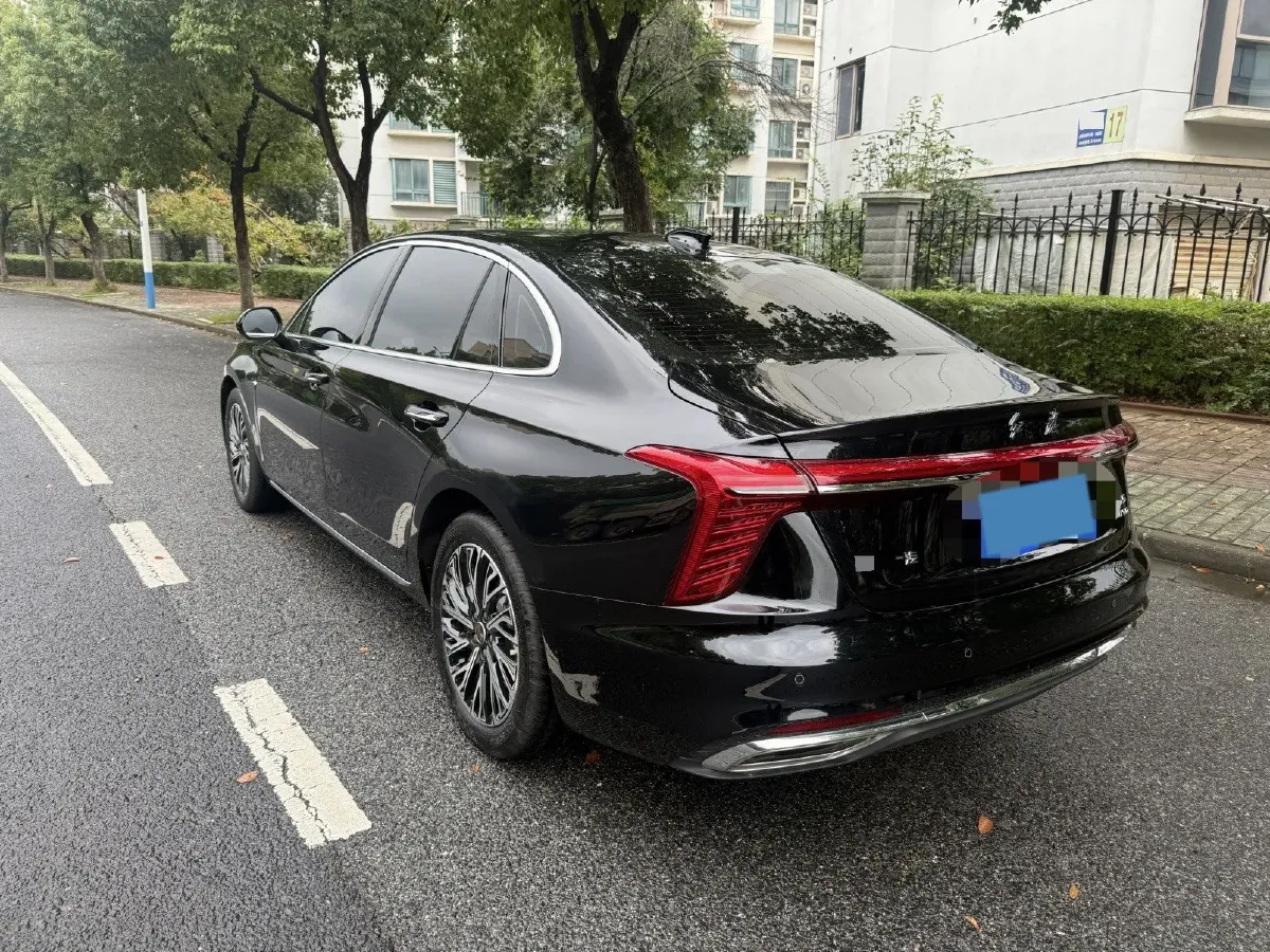2023 HongQi H5 1.5T 169HP L4 7DCT,autocango,china used car exporter,china ev exporter,chinese used car exporter,chinese used ev exporter