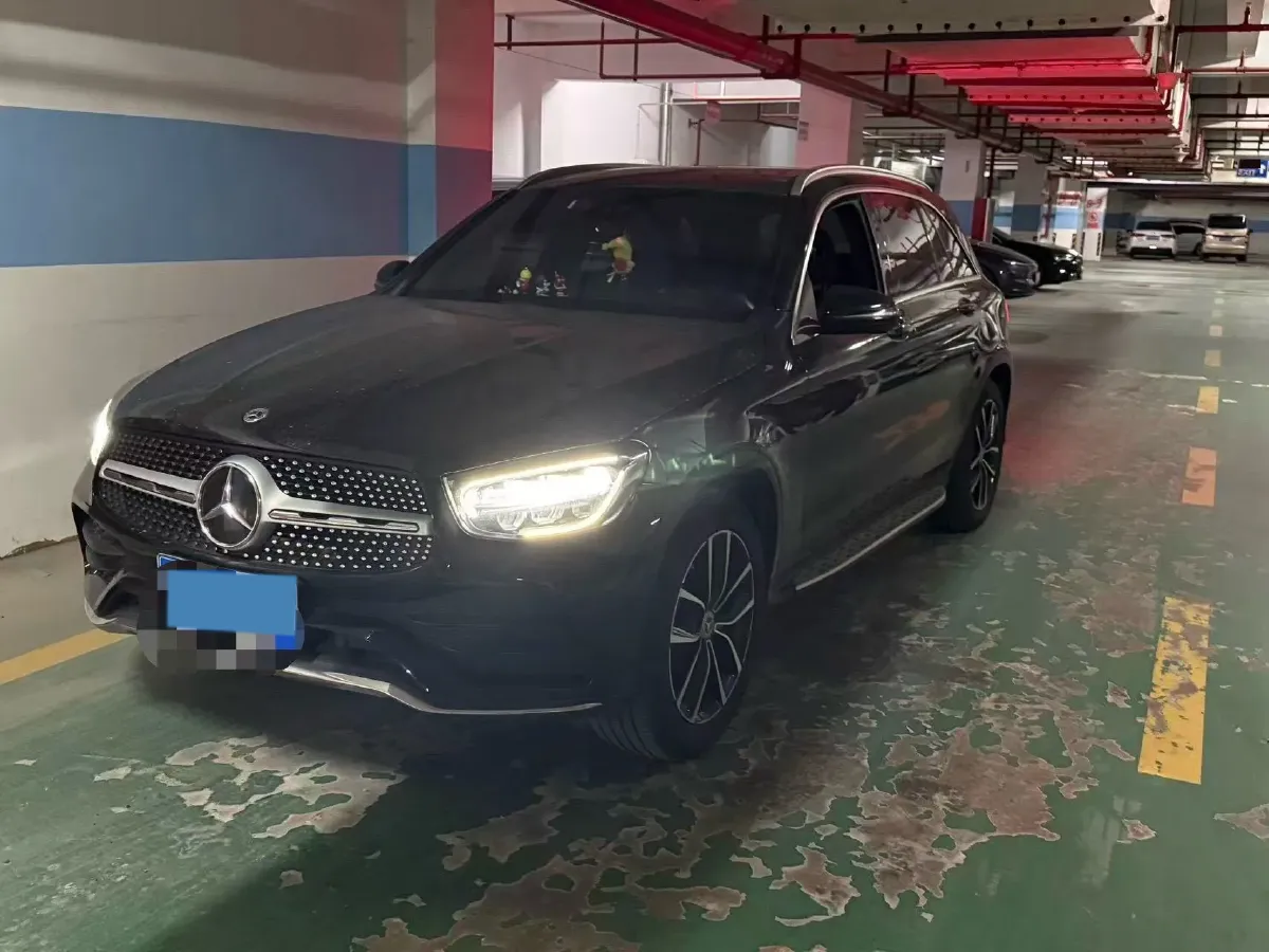 2021 Mercedes-Benz GLC Class 2.0T 258HP L4 9AT,autocango,china used car exporter,china ev exporter,chinese used car exporter,chinese used ev exporter