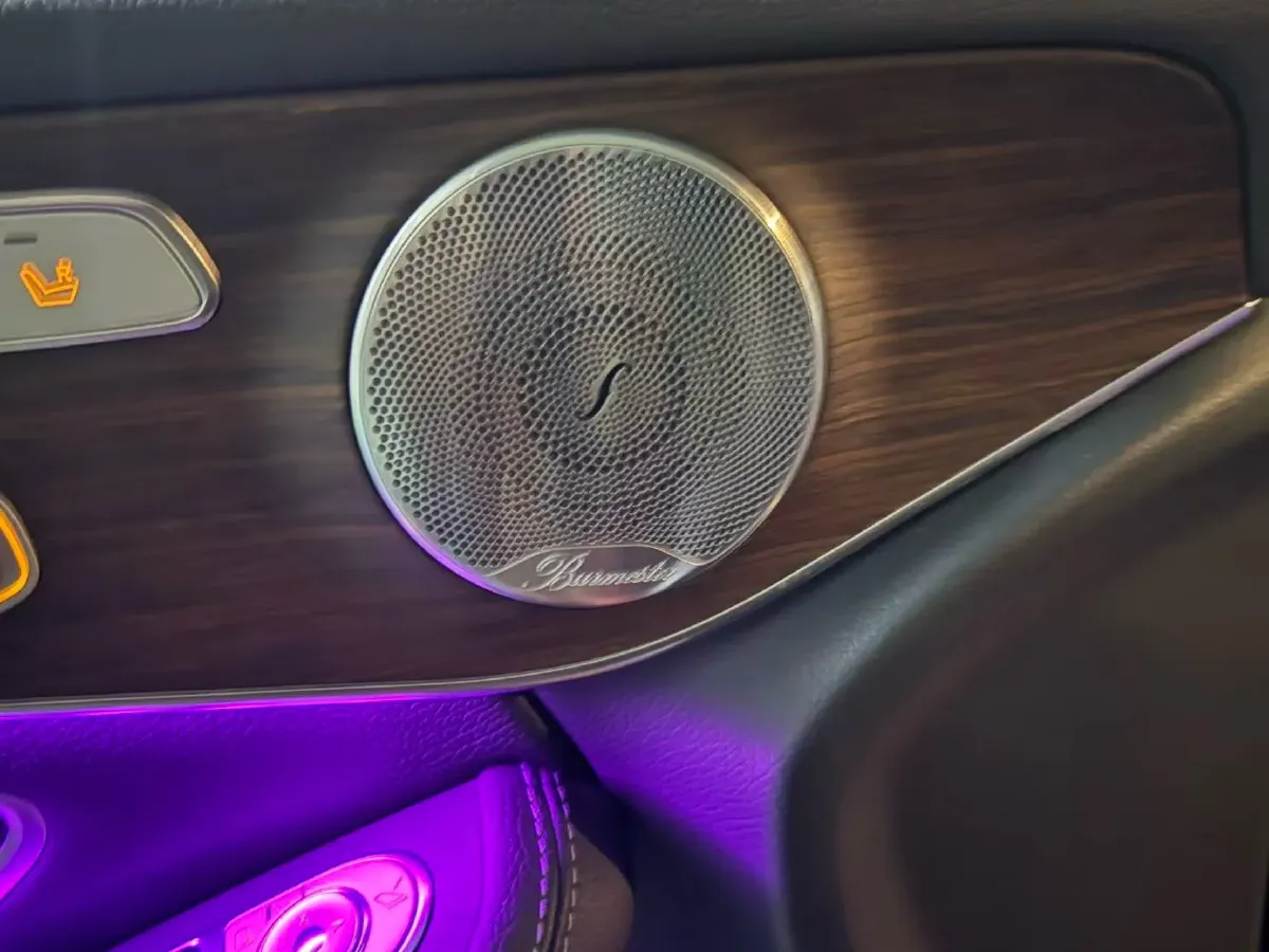 2021 Mercedes-Benz GLC Class 2.0T 258HP L4 9AT,autocango,china used car exporter,china ev exporter,chinese used car exporter,chinese used ev exporter