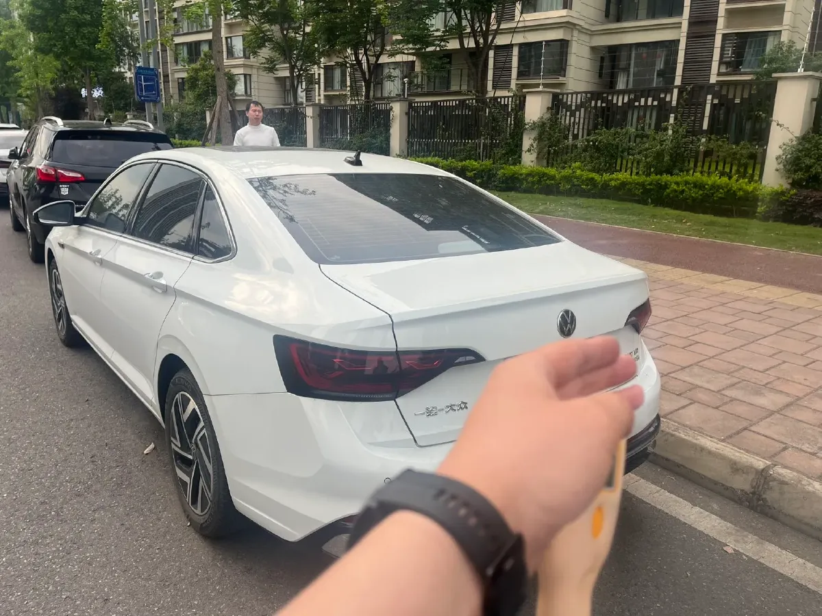 2024 Volkswagen Sagitar 1.5T 160HP L4 7DCT,autocango,china used car exporter,china ev exporter,chinese used car exporter,chinese used ev exporter