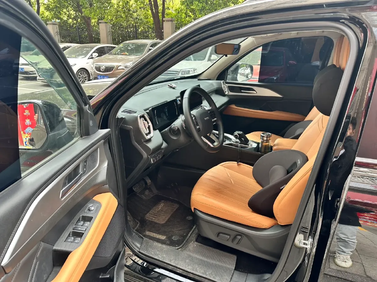 2025 Haval H5 2.0T 224HP L4 8AT,autocango,china used car exporter,china ev exporter,chinese used car exporter,chinese used ev exporter