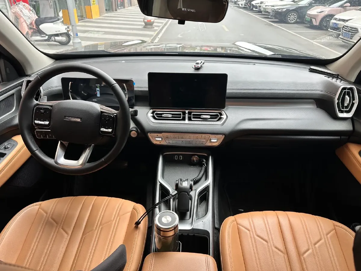 2025 Haval H5 2.0T 224HP L4 8AT,autocango,china used car exporter,china ev exporter,chinese used car exporter,chinese used ev exporter