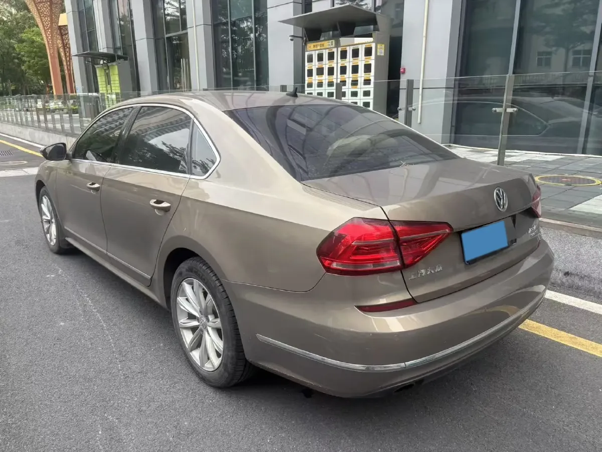 2017 Volkswagen Passat 1.8T 180HP L4 7DCT,autocango,china used car exporter,china ev exporter,chinese used car exporter,chinese used ev exporter
