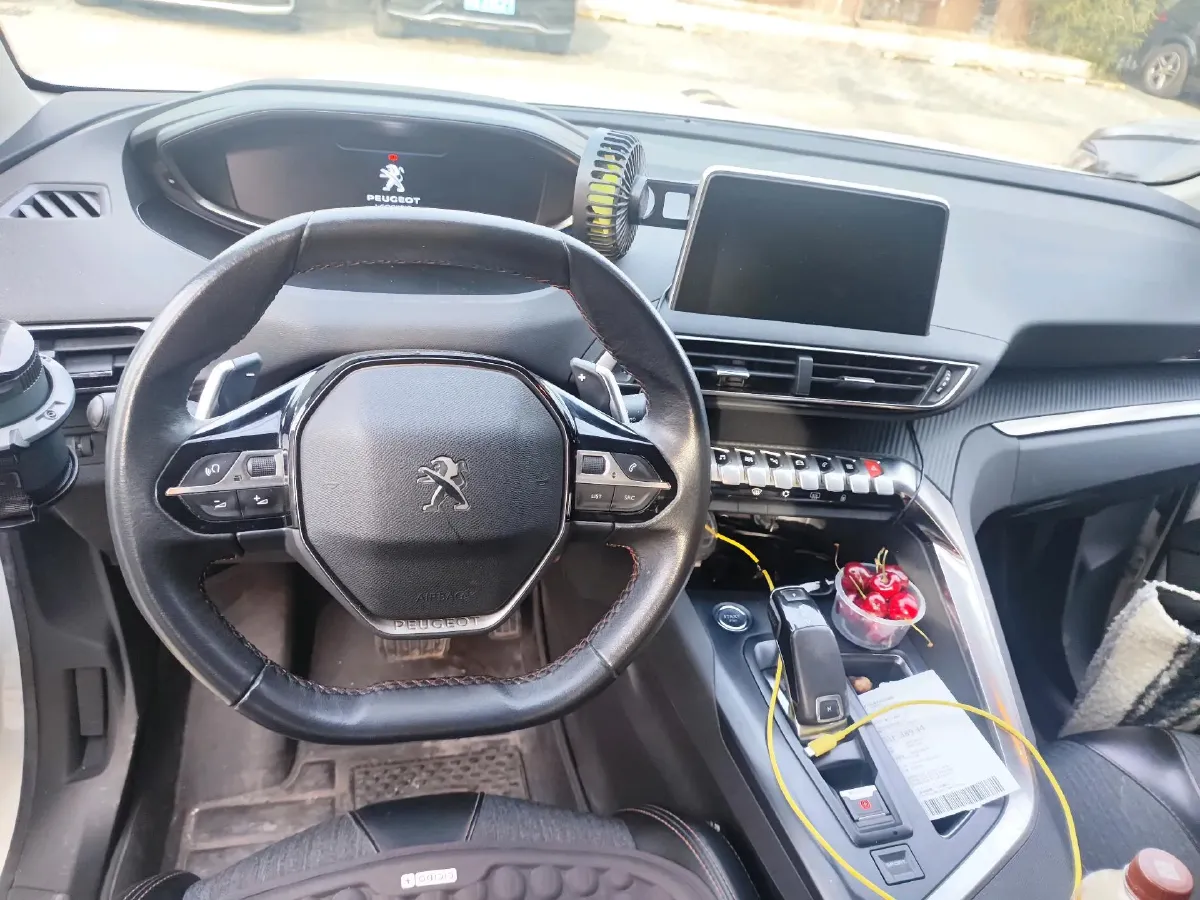 2019 Peugeot 5008 1.8T 204HP L4 6AT,autocango,china used car exporter,china ev exporter,chinese used car exporter,chinese used ev exporter