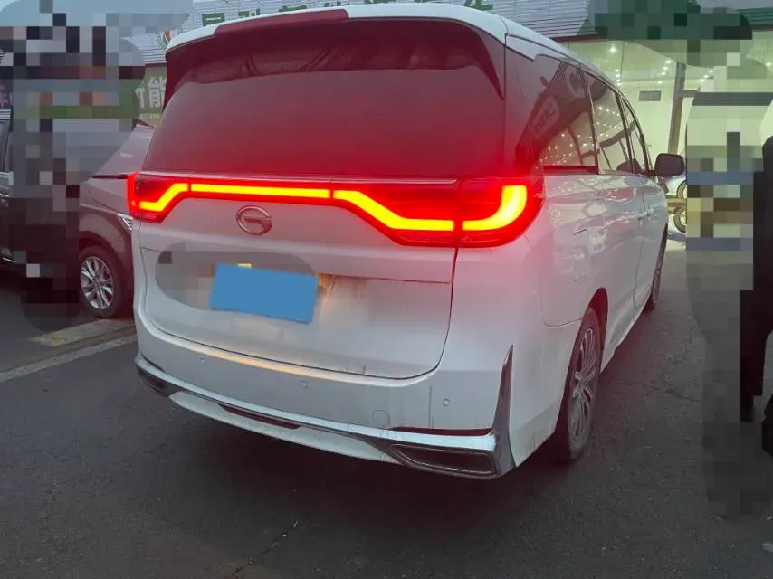 2021 GAC Trumpchi M8 2.0T 252HP L4 8AT,autocango,china used car exporter,china ev exporter,chinese used car exporter,chinese used ev exporter