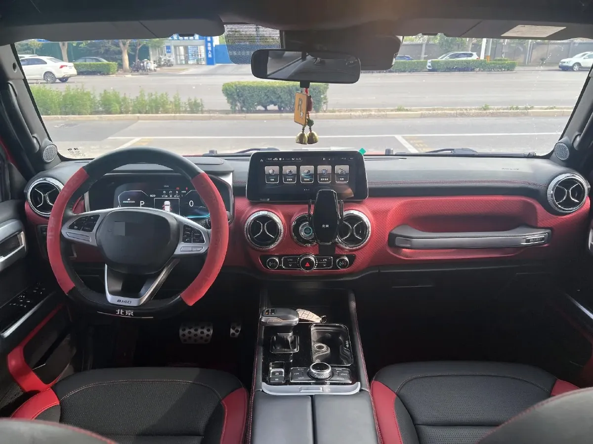 2020 Beijing BJ40 2.0T 224HP L4 8AT,autocango,china used car exporter,china ev exporter,chinese used car exporter,chinese used ev exporter