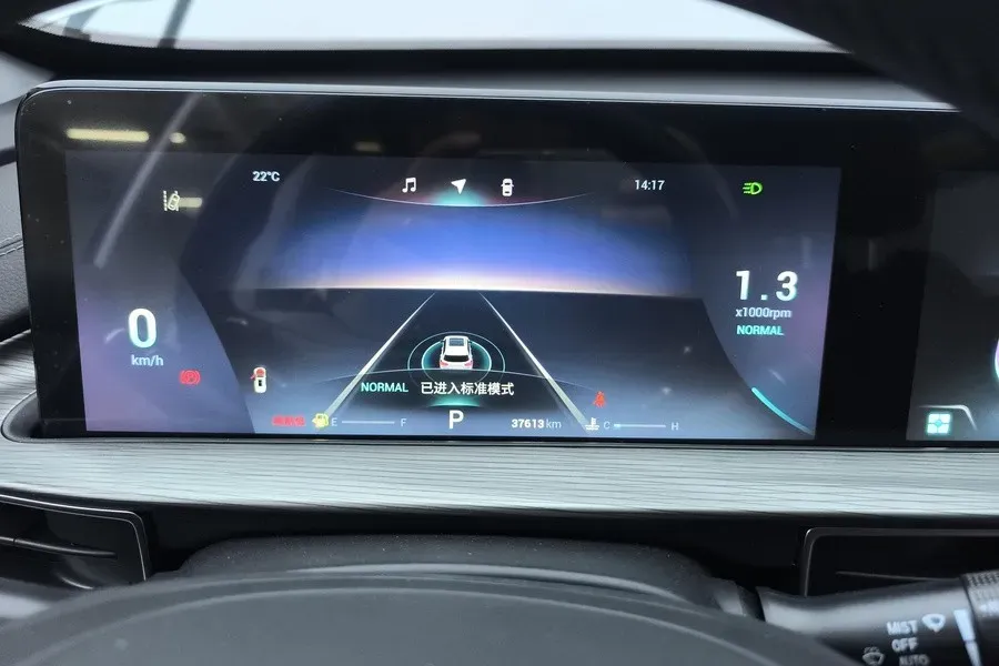 2022 ChangAn CS75 Plus 2.0T 233HP L4 8AT,autocango,china used car exporter,china ev exporter,chinese used car exporter,chinese used ev exporter