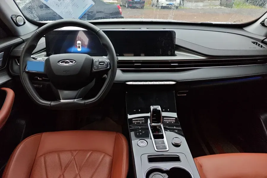 2022 ChangAn CS75 Plus 2.0T 233HP L4 8AT,autocango,china used car exporter,china ev exporter,chinese used car exporter,chinese used ev exporter