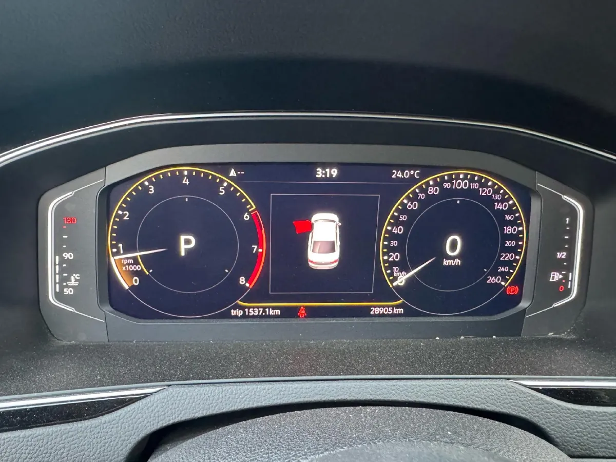 2020 Volkswagen Magotan 2.0T 186HP L4 7DCT,autocango,china used car exporter,china ev exporter,chinese used car exporter,chinese used ev exporter