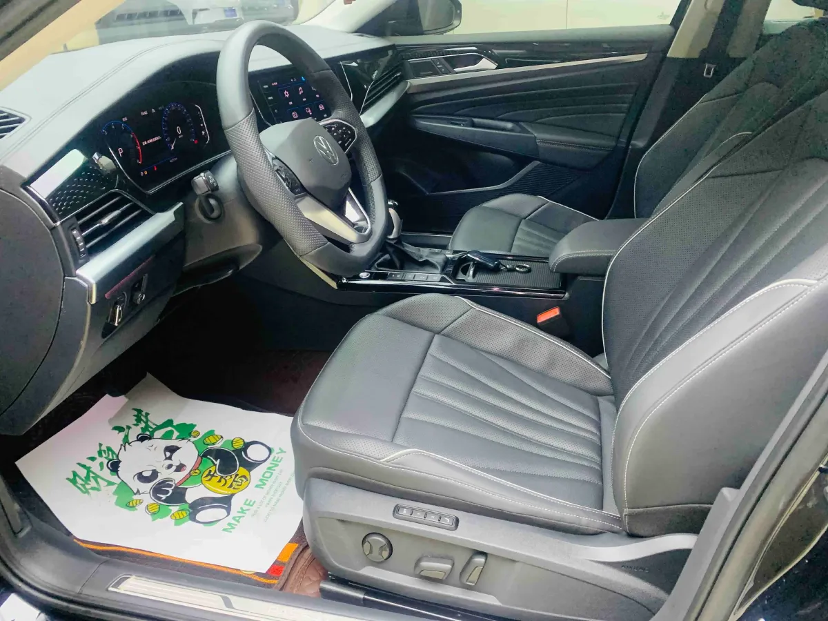 2024 Volkswagen Passat 2.0T 220HP L4 7DCT,autocango,china used car exporter,china ev exporter,chinese used car exporter,chinese used ev exporter