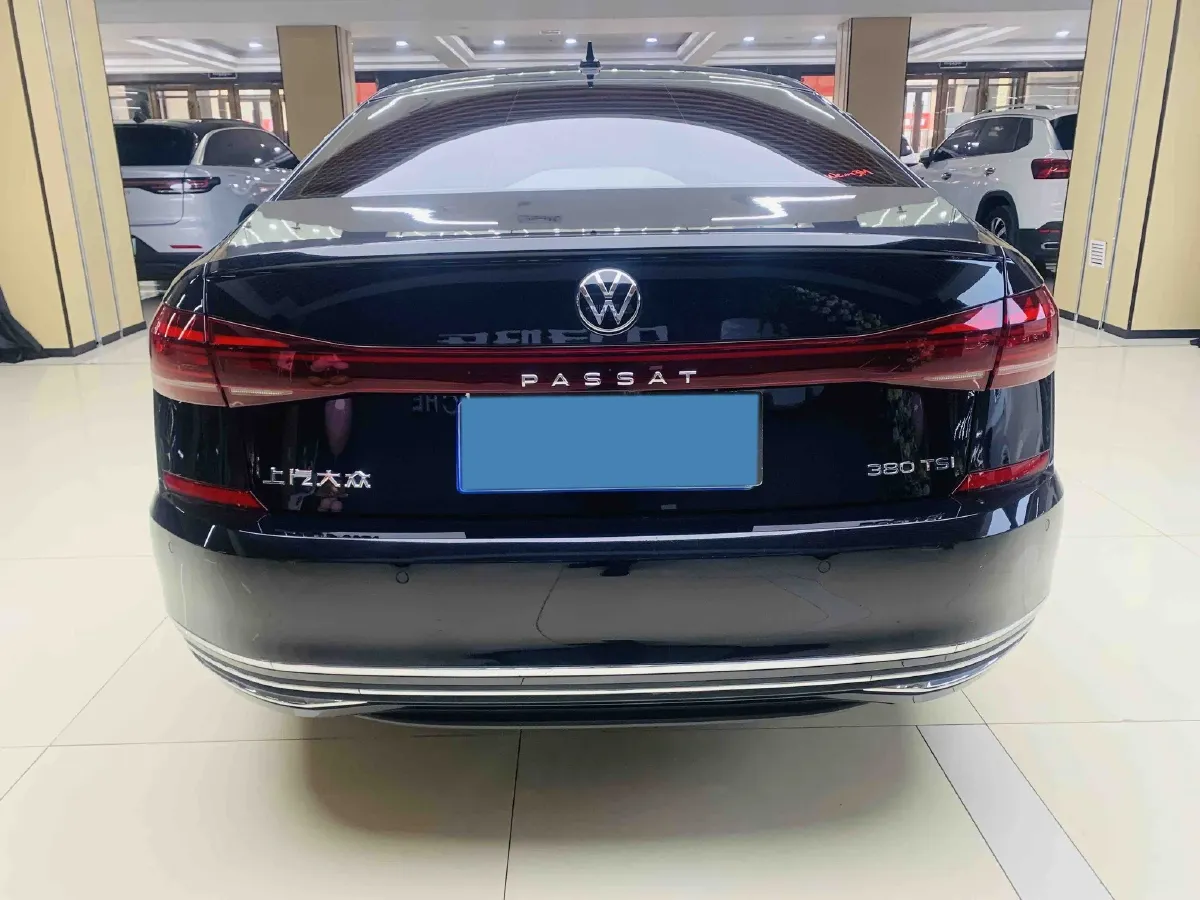 2024 Volkswagen Passat 2.0T 220HP L4 7DCT,autocango,china used car exporter,china ev exporter,chinese used car exporter,chinese used ev exporter