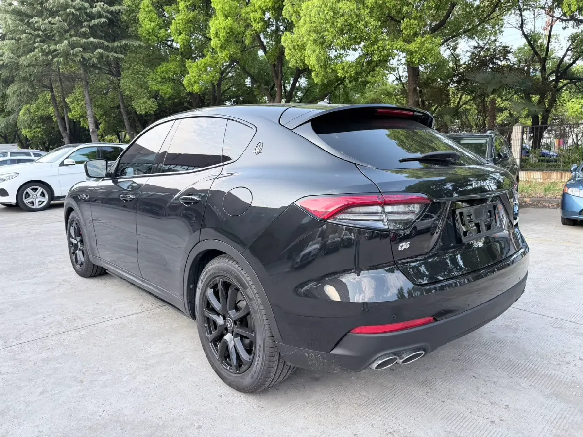 2021 Maserati Levante 3.0T 350HP V6 8AT,autocango,china used car exporter,china ev exporter,chinese used car exporter,chinese used ev exporter