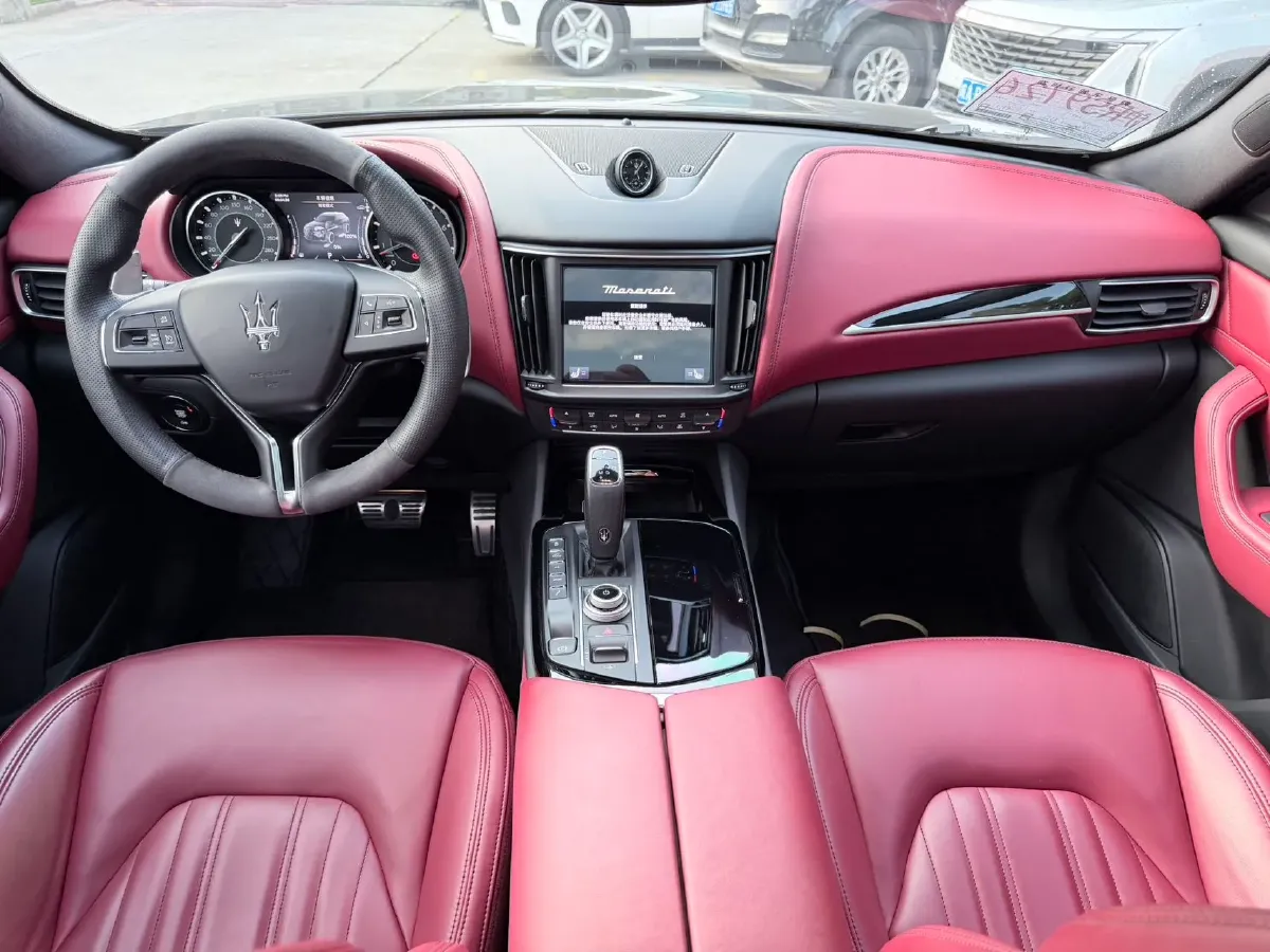 2021 Maserati Levante 3.0T 350HP V6 8AT,autocango,china used car exporter,china ev exporter,chinese used car exporter,chinese used ev exporter