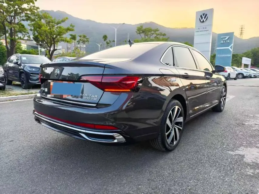 2023 Volkswagen Sagitar 1.5T 160HP L4 7DCT,autocango,china used car exporter,china ev exporter,chinese used car exporter,chinese used ev exporter