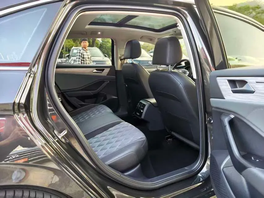 2023 Volkswagen Sagitar 1.5T 160HP L4 7DCT,autocango,china used car exporter,china ev exporter,chinese used car exporter,chinese used ev exporter