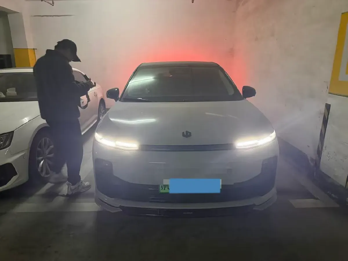 2025 BaoJun YepPlus BEV 41.9KWH,autocango,china used car exporter,china ev exporter,chinese used car exporter,chinese used ev exporter