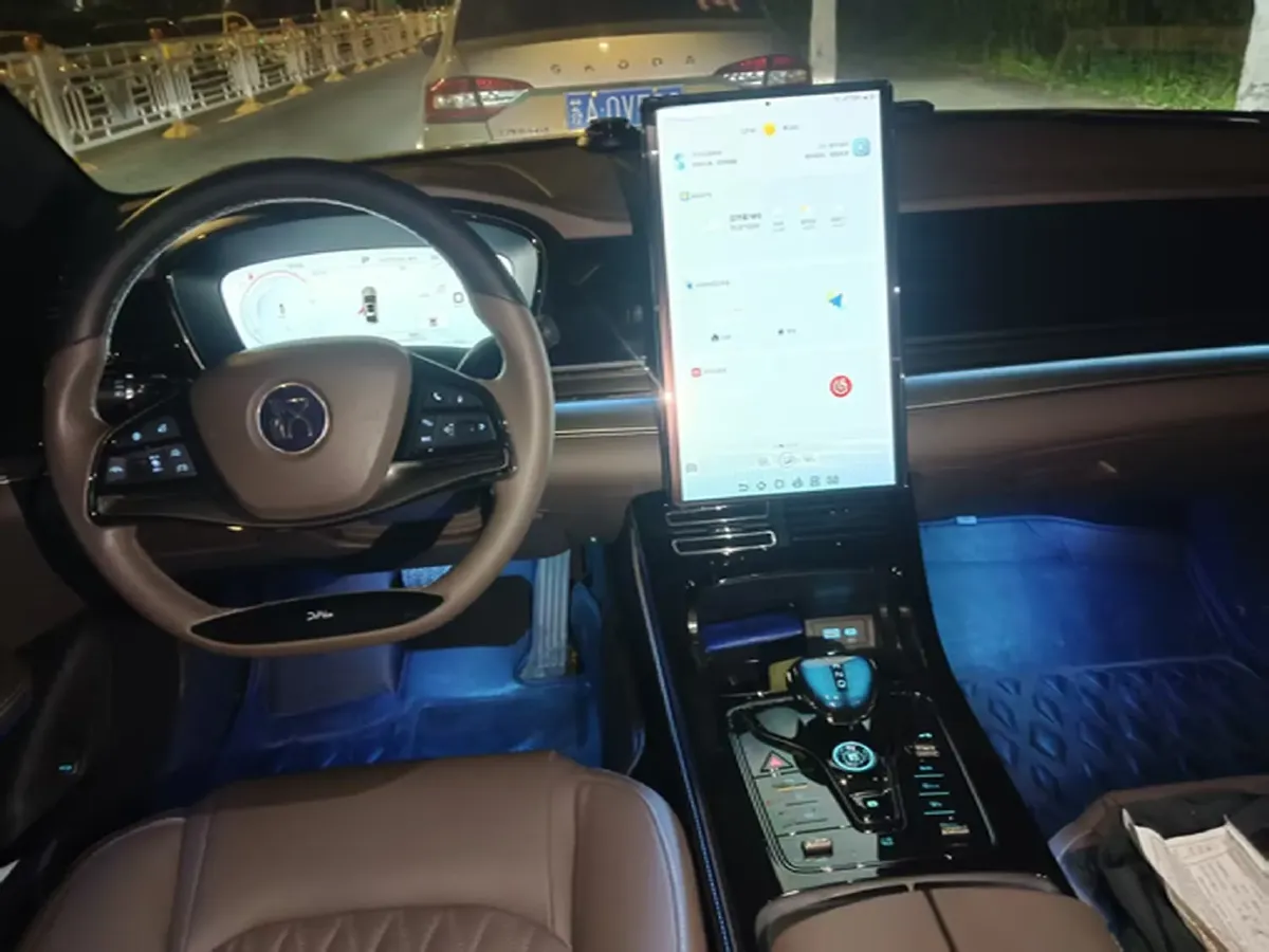 2023 BYD Han 1.5T 139HP L4 E-CVT PHEV 18.316KWH,autocango,china used car exporter,china ev exporter,chinese used car exporter,chinese used ev exporter