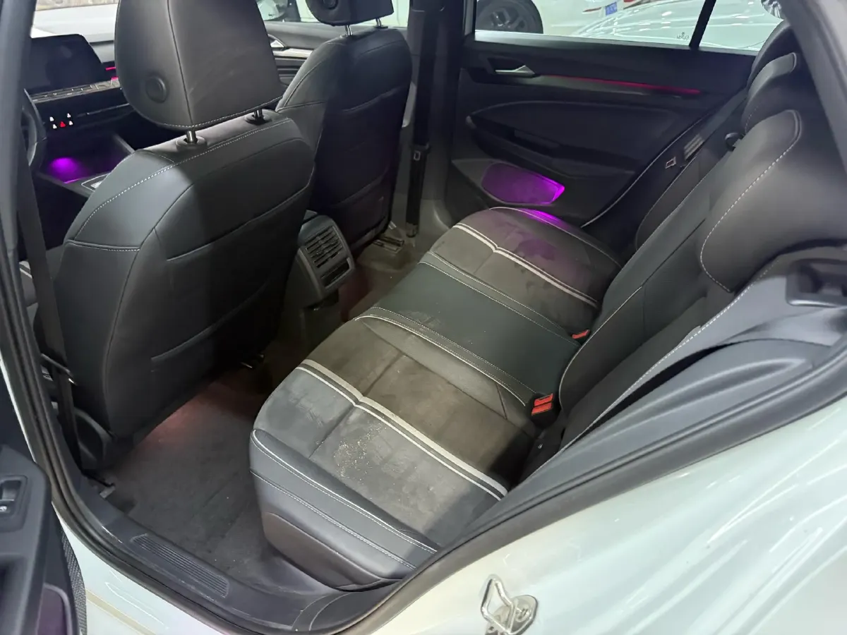 2023 Volkswagen Golf 1.4T 150HP L4 7DCT,autocango,china used car exporter,china ev exporter,chinese used car exporter,chinese used ev exporter