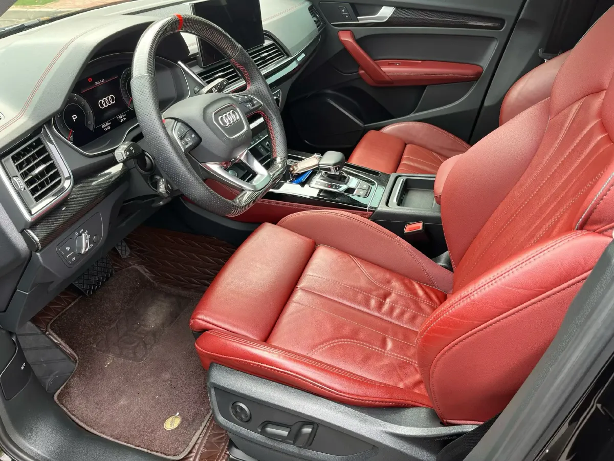 2022 Audi Q5L 2.0T 190HP L4 7DCT,autocango,china used car exporter,china ev exporter,chinese used car exporter,chinese used ev exporter